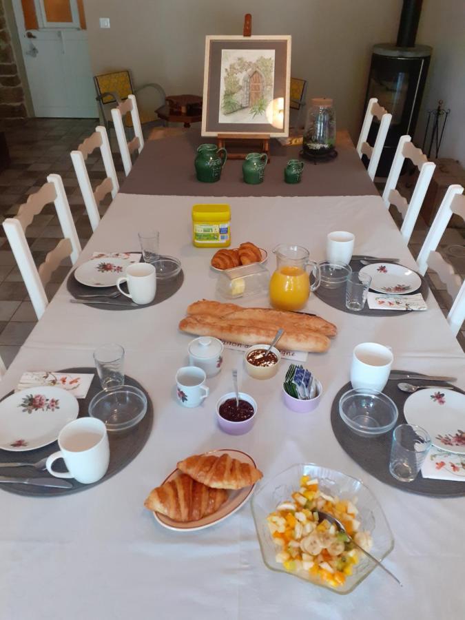 Les Trois Charmes Hotel Chaucenne Kültér fotó